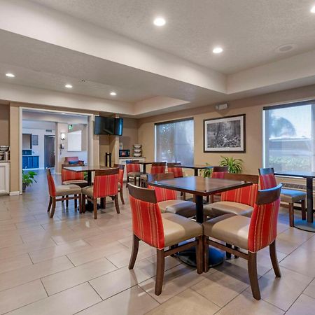 Comfort Inn Lathrop Stockton Airport Екстериор снимка
