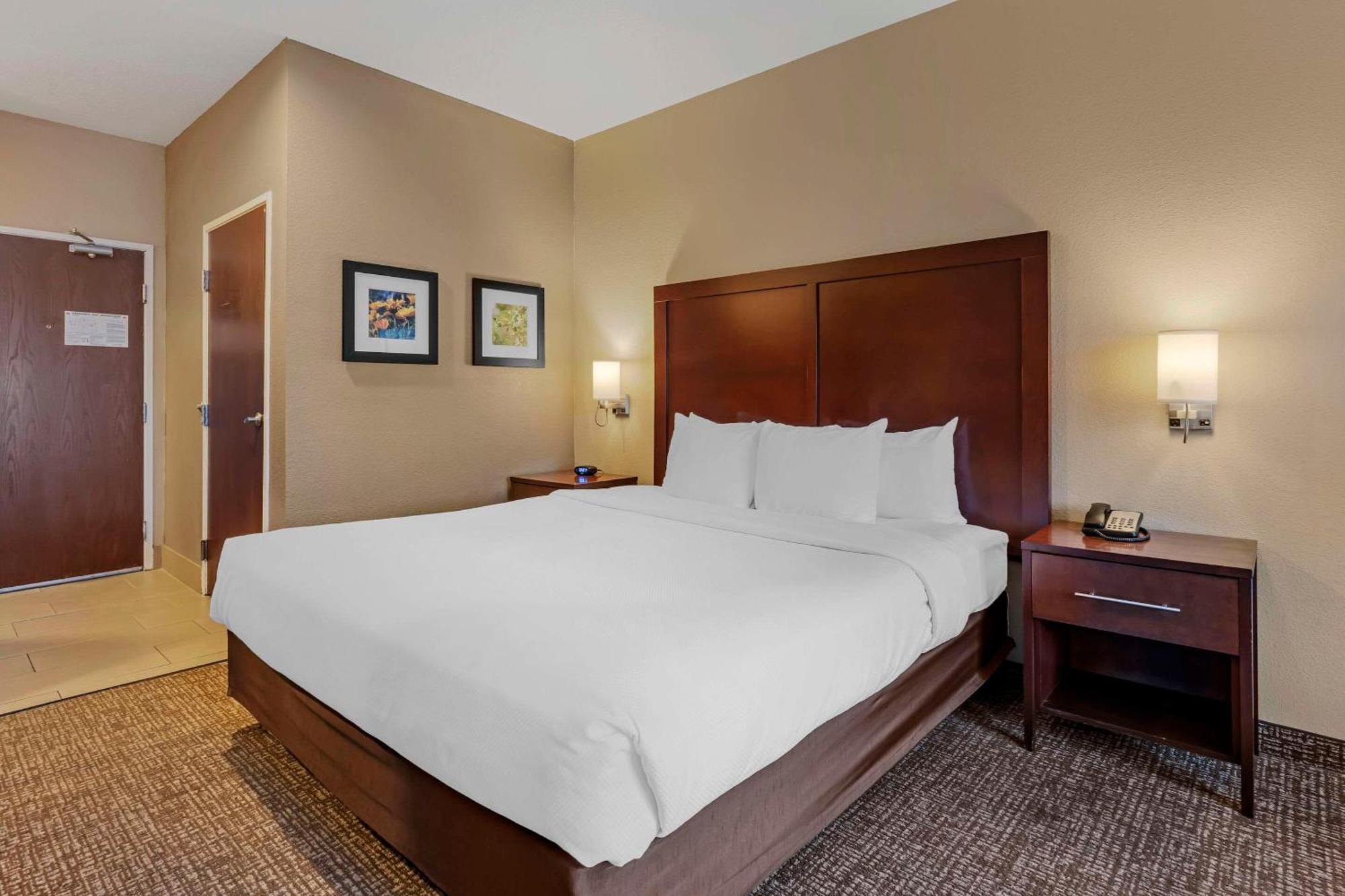 Comfort Inn Lathrop Stockton Airport Екстериор снимка