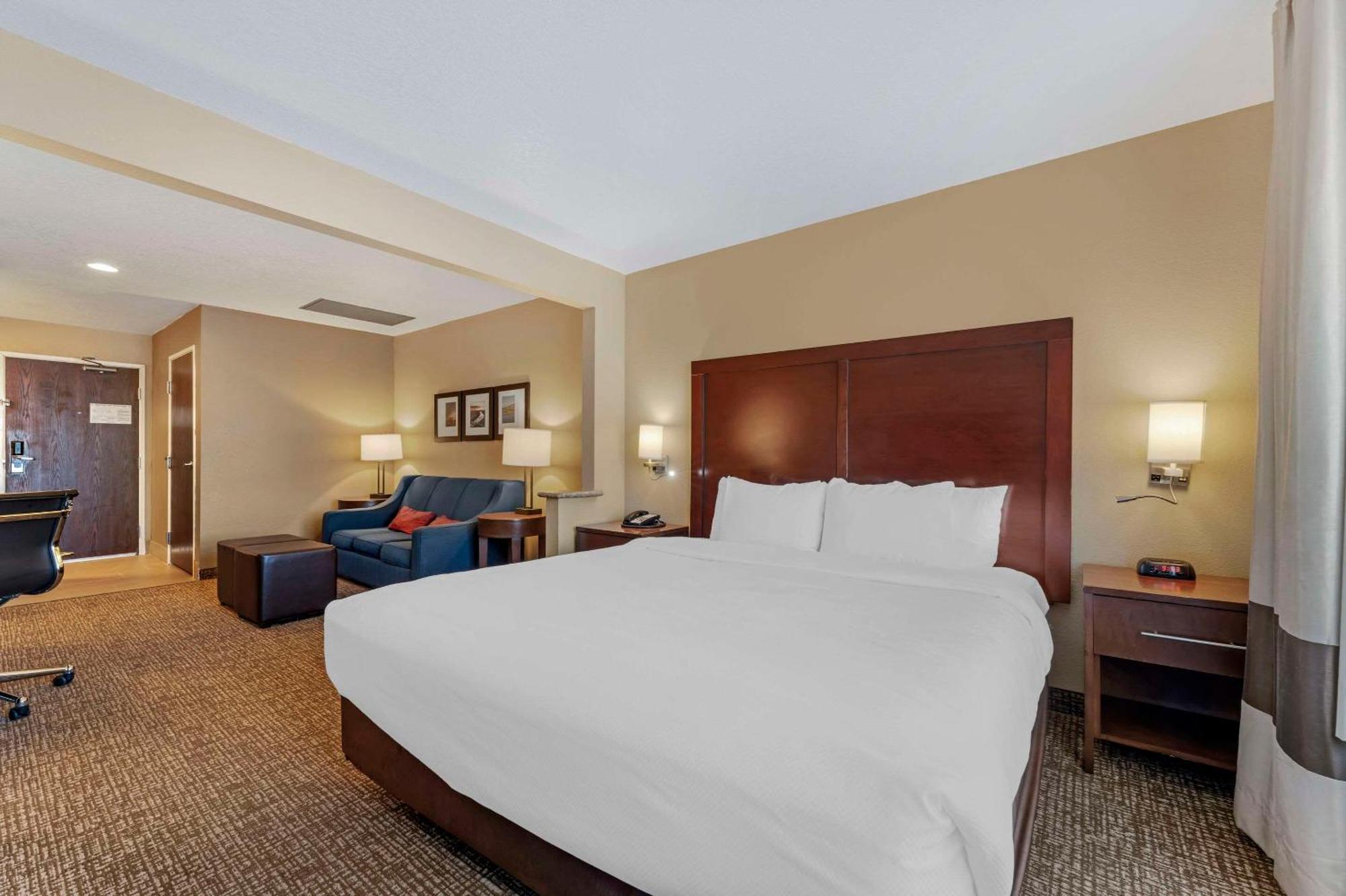 Comfort Inn Lathrop Stockton Airport Екстериор снимка