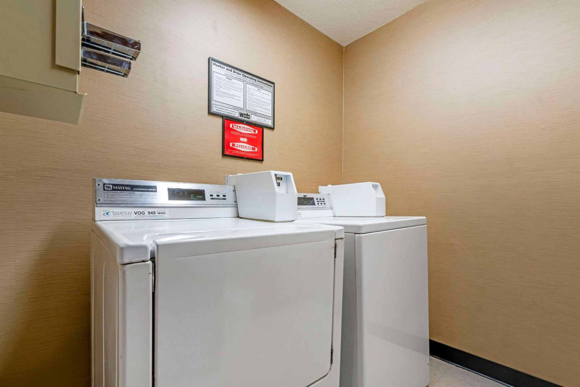 Comfort Inn Lathrop Stockton Airport Екстериор снимка