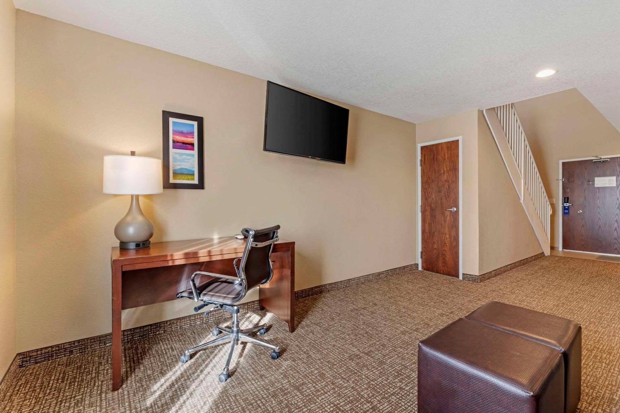 Comfort Inn Lathrop Stockton Airport Екстериор снимка