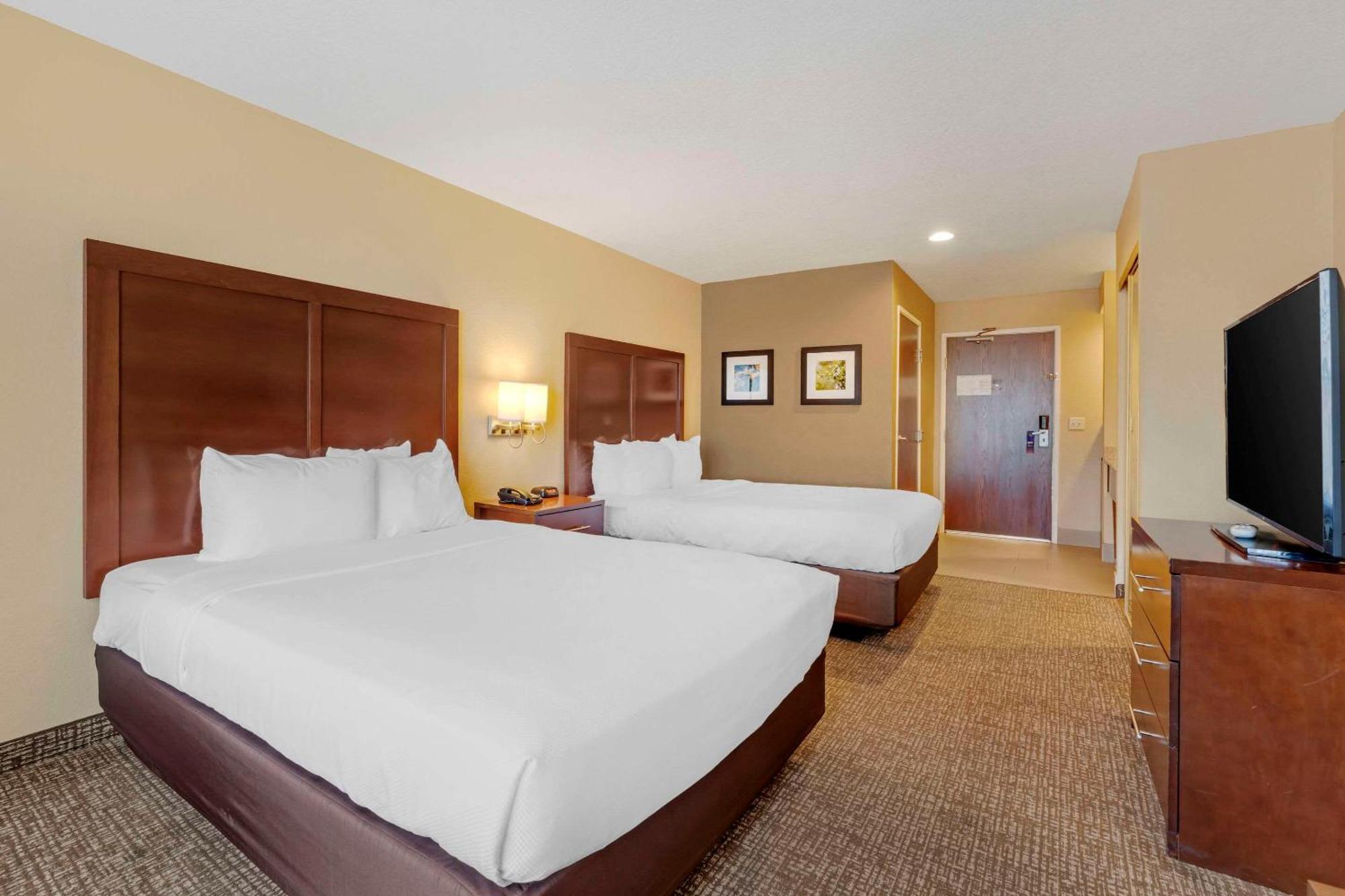 Comfort Inn Lathrop Stockton Airport Екстериор снимка